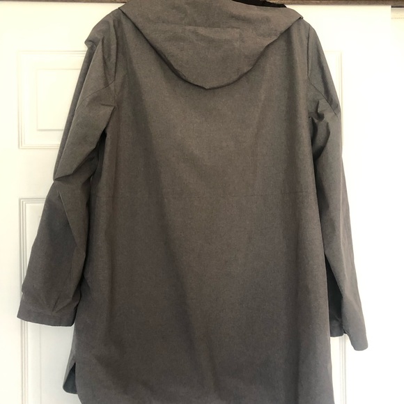 Champions Light Ladies Rain Jacket - Picture 2 of 4